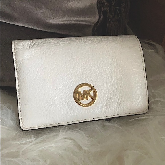 Michael Kors Accessories - Michael Kors Wallet